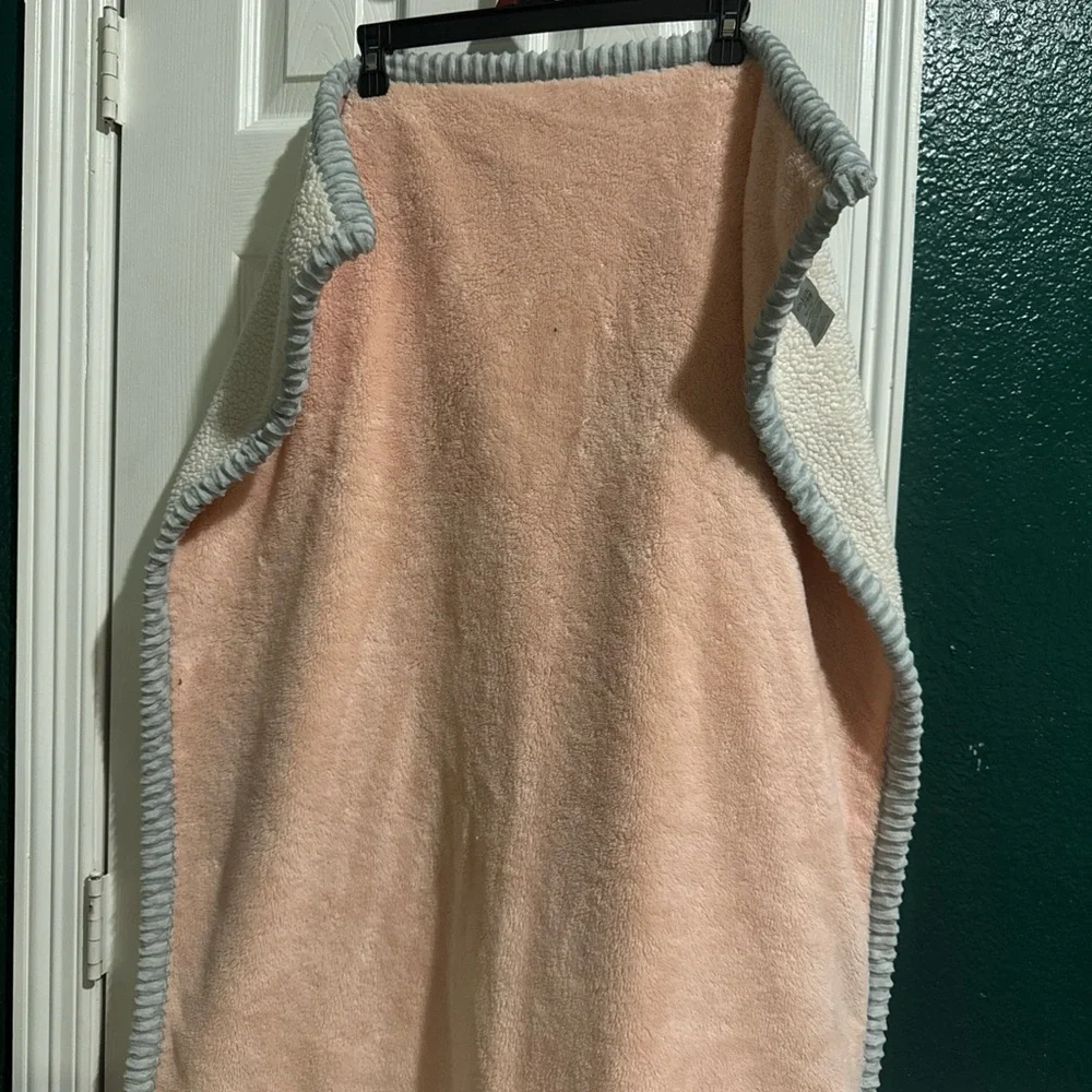 Cozy Pink and Gray Blanket